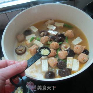 Mushroom Boiled Meatballs recipe