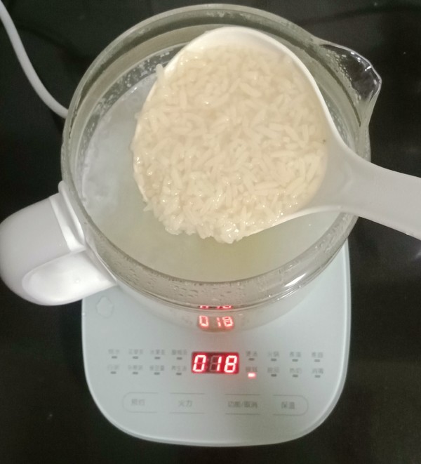 White Fungus Stuffed Rice Balls recipe