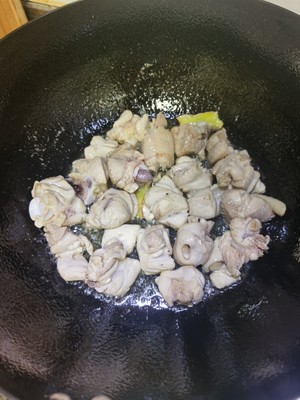 Abalone, Bullfrog and Chicken Pot recipe