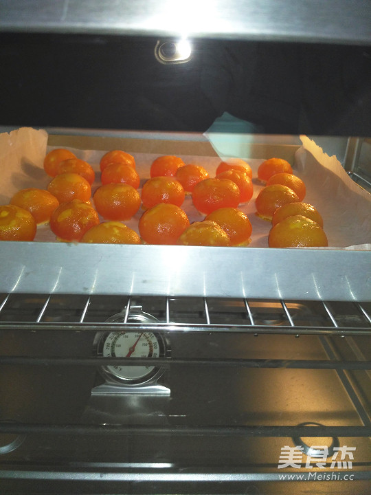 Egg Yolk Crisp recipe