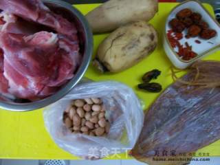 Homemade Soup@@排骨吊片lotus Root Peanut Soup recipe