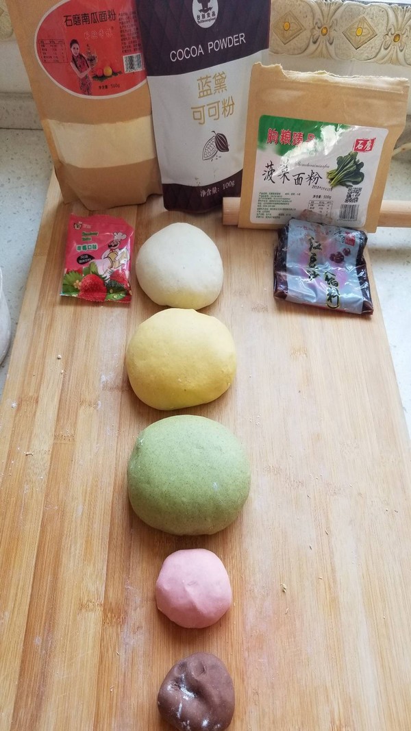 Colored Vegetable Powder and Bean Paste Buns recipe