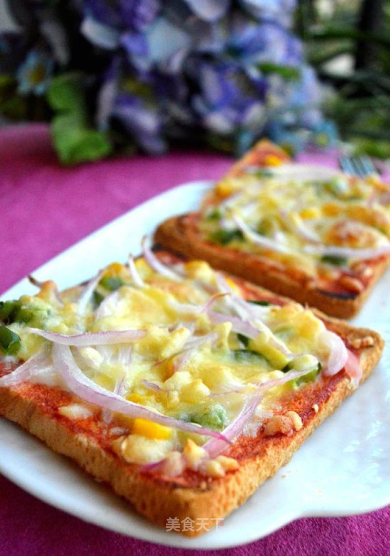 Seasonal Vegetable Toast Pizza recipe