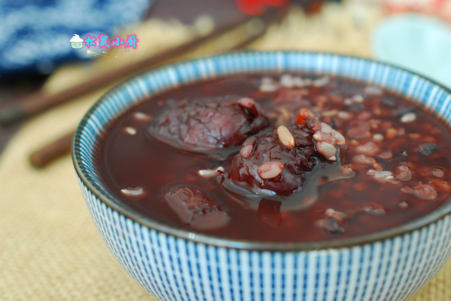 Miscellaneous Grains Jujube Rice Porridge recipe