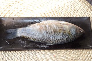 【preheating New Year's Eve Dinner】——cooking Crucian Carp recipe