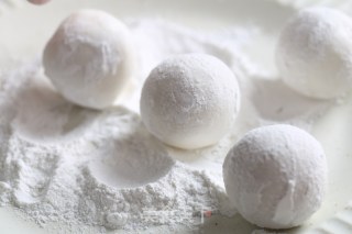 [egg Yolk and Quicksand Dumplings] Lantern Festival, Something Different to Eat recipe
