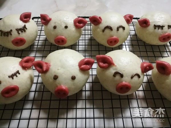 Piglet Buns recipe