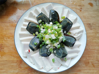 Chilled Preserved Egg Tofu recipe