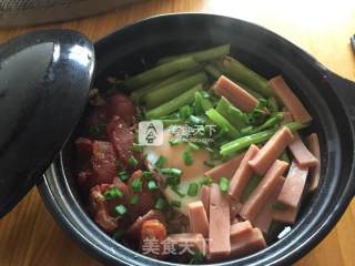 Cantonese Sausage Claypot Rice recipe