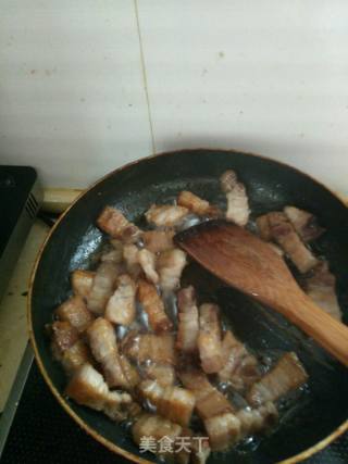 Braised Pork with Quail recipe