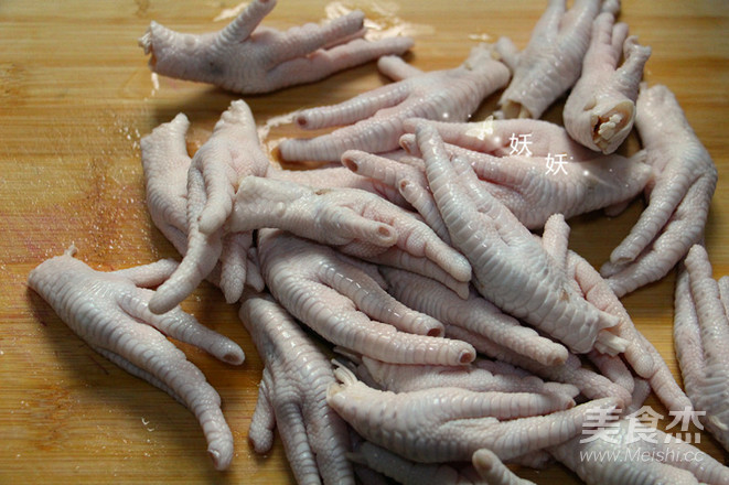 Cold Chicken Feet recipe