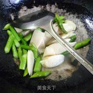 Fried Double Bamboo Shoots recipe