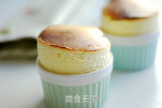 A Delicacy that Counts Against Every Second: Vanilla Souffle Cake recipe