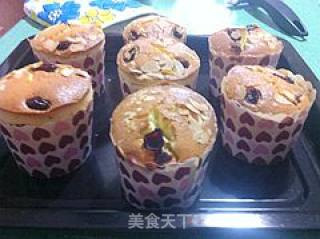 The First Piece of Cake in Life-paper Cup Cranberry Cake recipe