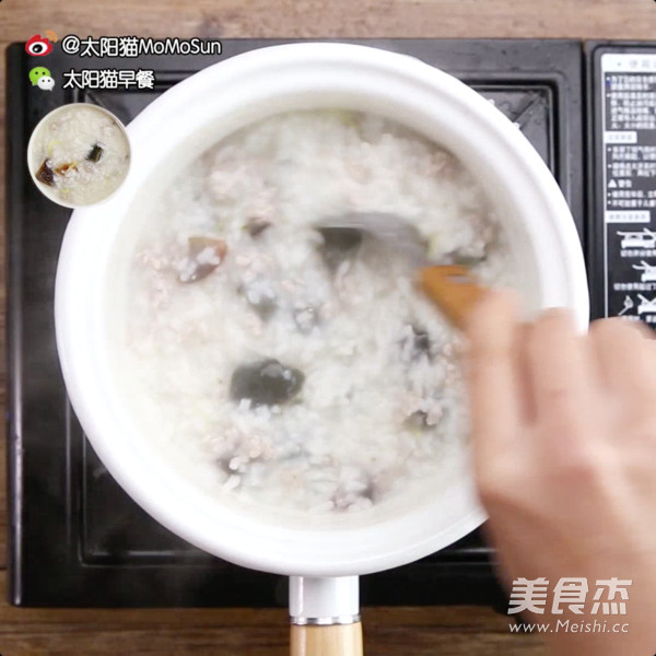Congee with Preserved Egg and Lean Meat and Fried Steamed Buns recipe