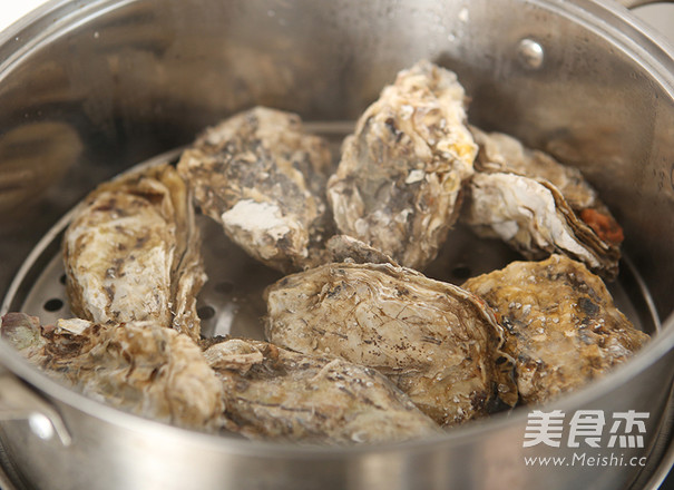 Garlic Oysters (steamed in Shell) recipe