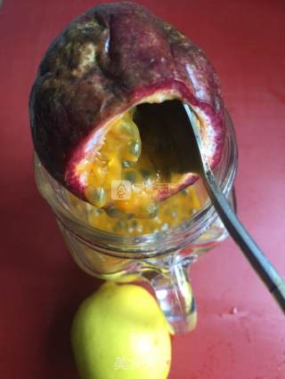 Refreshing Passion Fruit Lemon Drink recipe