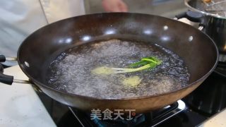Mustard Spicy Fish Skin recipe