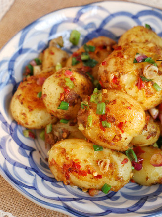 Pan-fried Crispy Small Potatoes recipe