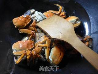 Stir-fried Hairy Crab with Spinach recipe