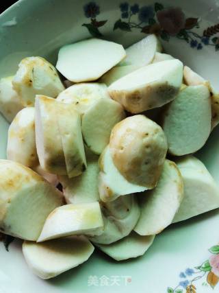 Rice Noodles with Pork Belly and Steamed Taro recipe