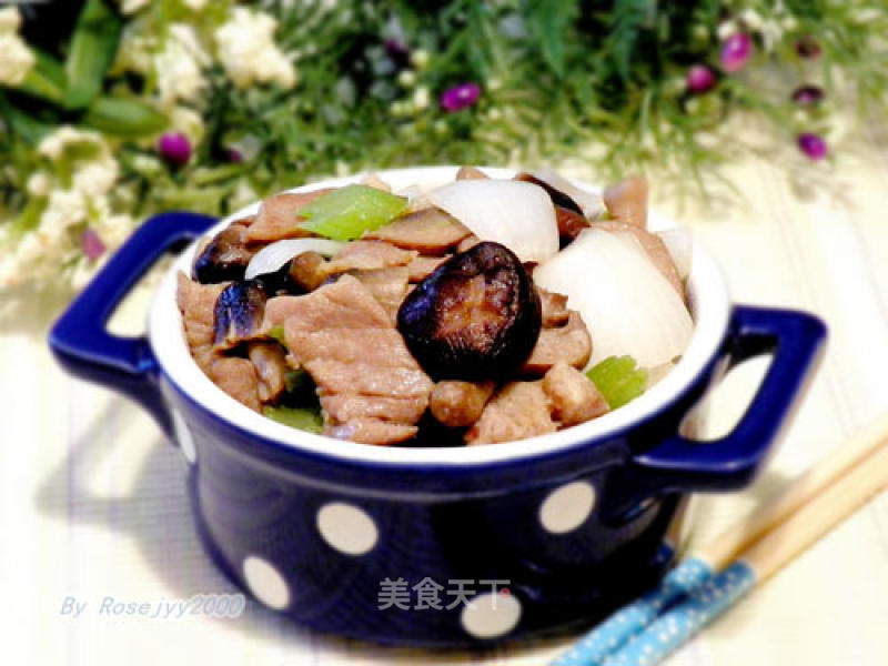 Three Mushroom Fried Pork recipe