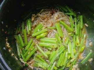 Cold Vegetables: Gendar Vegetables Mixed with Vermicelli recipe