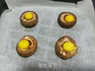 Roasted Mushroom and Quail Eggs recipe