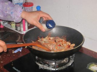 Stir-fried River Prawns with Hot Peppers recipe