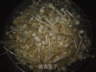 Fried Enoki Mushroom with Egg recipe