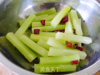 [refreshing Cold Dish] Vegetables are High in Nutrition When Eaten Raw---simmered Green Bamboo Shoots recipe