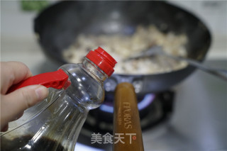 Soy Sauce Noodles with Lotus Root recipe