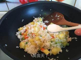 #aca烤明星大赛# Baked Rice with Pineapple and Shrimp recipe