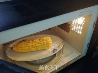 Lazy Fast Meal One by One Microwave Corn recipe