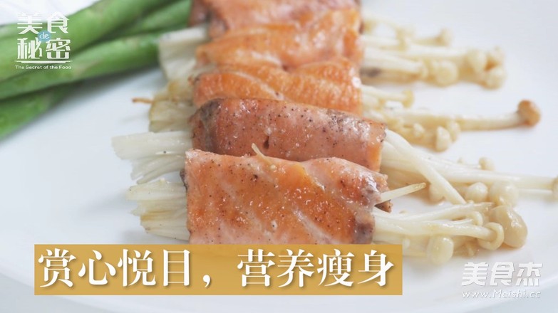 Salmon and Enoki Mushroom Roll recipe