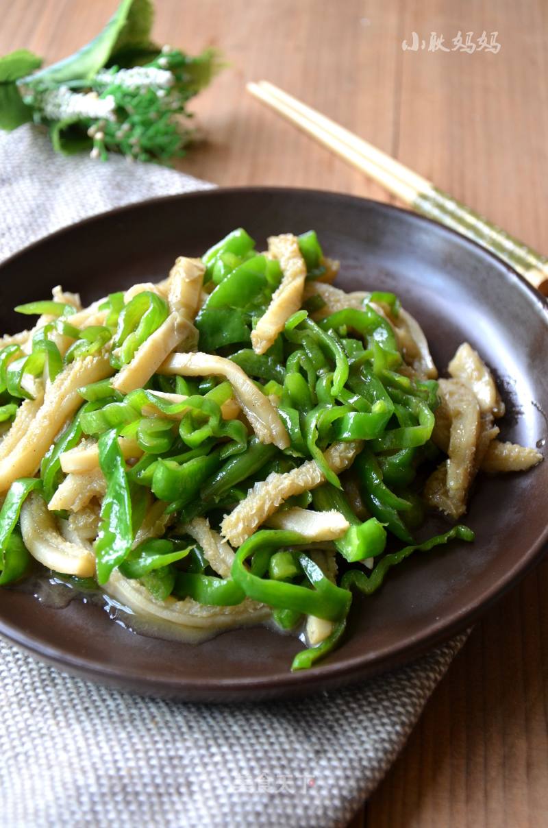 Stir-fried Tripe with Green Pepper recipe