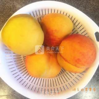 Homemade Canned Yellow Peaches recipe