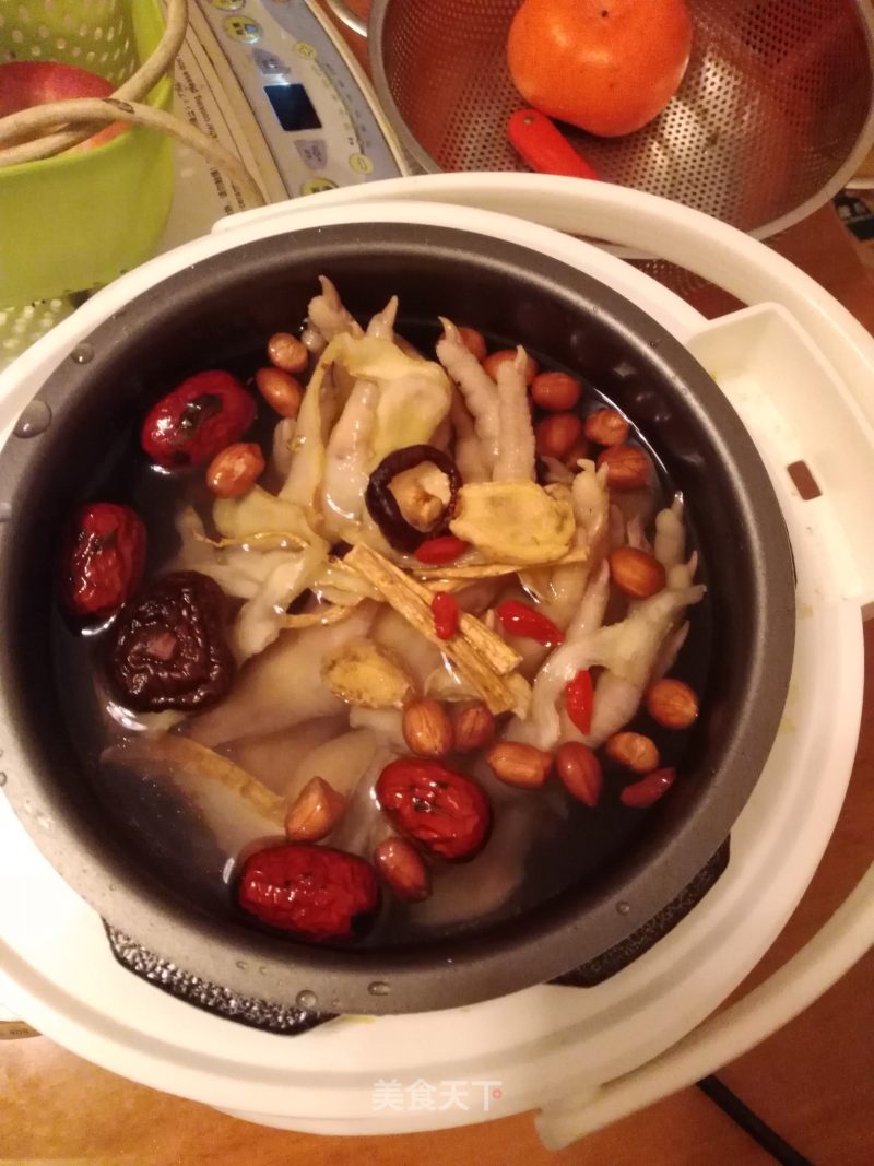 Peanut Chicken Feet Soup recipe