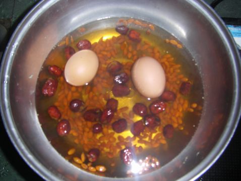 Egg Red Date Cotoneaster Soup recipe