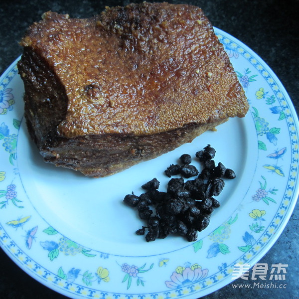 Steamed Dongpo Pork with Black Bean Sauce recipe