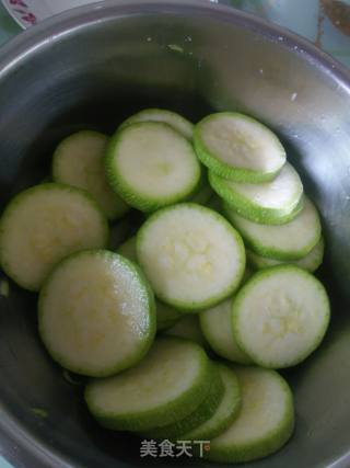 Pan-fried Zucchini recipe
