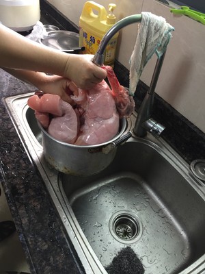 How to Clean Pig Lungs recipe