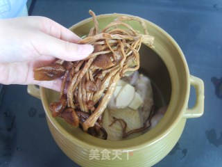 【nutritious Soup】——tea Tree Mushroom Chicken recipe