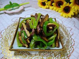 Home-style Stir-fry--------【green Pepper and Dried Tea】 recipe