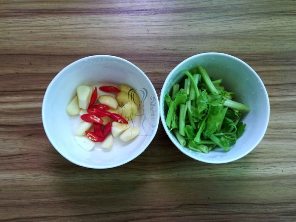 Braised Chicken Nuggets with Small Abalone recipe