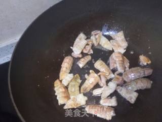 Stir-fried Pipi Shrimp with Green Pepper recipe