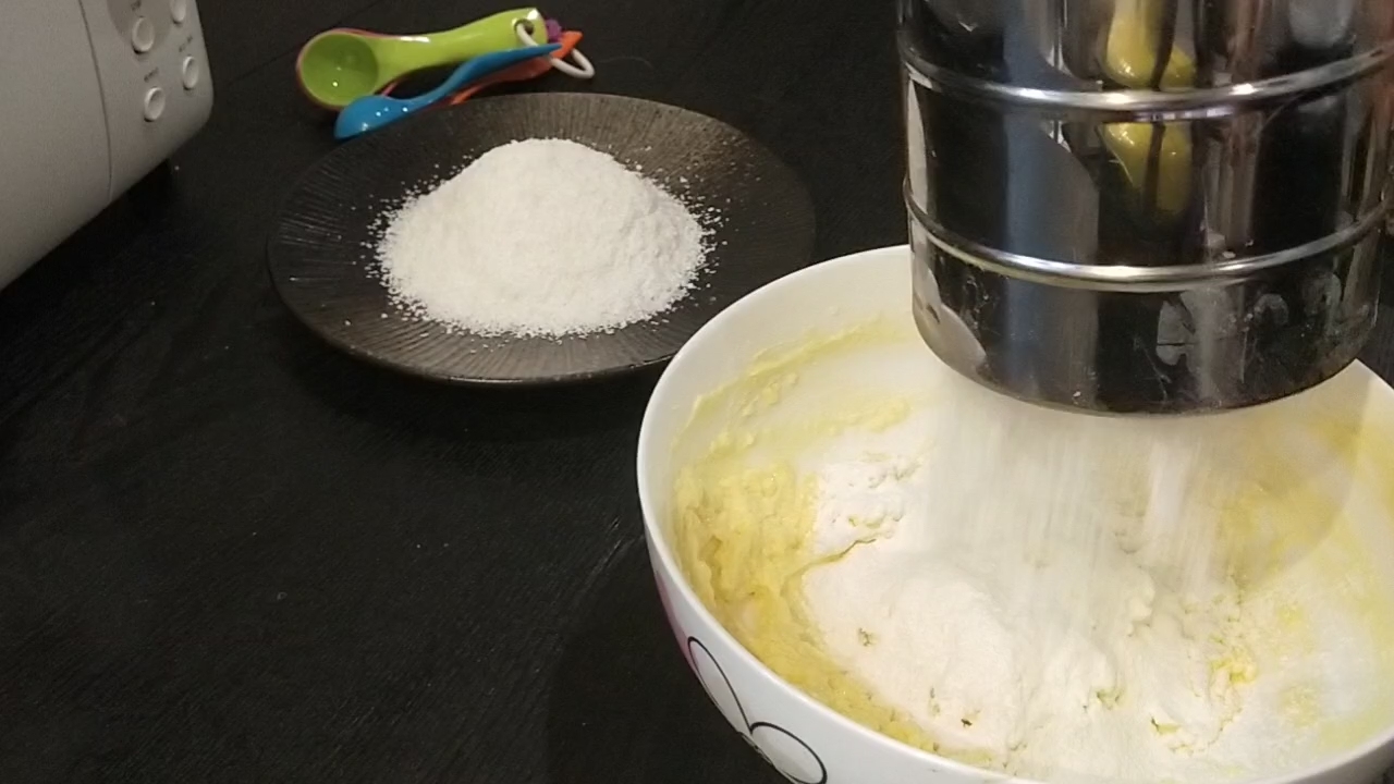 Coconut Biscuits that are Crisp to The Scum recipe