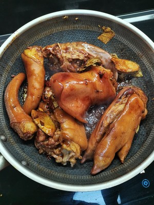 Braised Trotters (pig Ears, Pig Tail, Pig Tongue) recipe