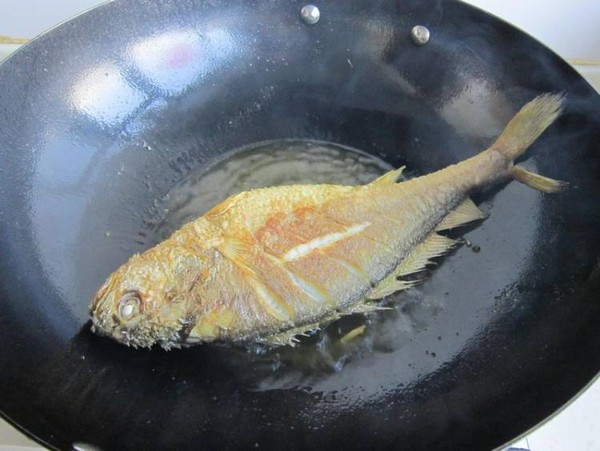 Braised Yellow Croaker recipe