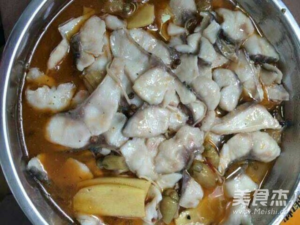 Boiled Fish Fillet with Pickled Peppers recipe